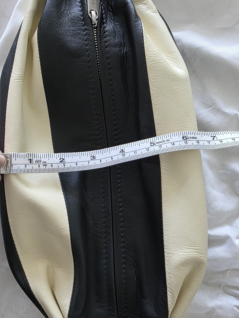 Marimekko Black and Cream Shoulder Bag with Slim Strap - Picture 7 of 8